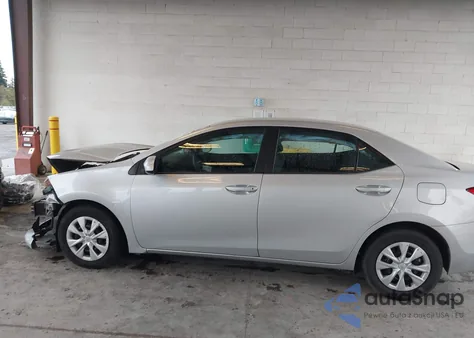 2018 Toyota Corolla L z USA, uszkodzony, nr VIN 2T1BURHEXJC022306